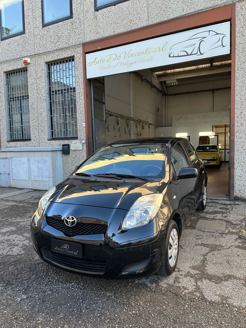 Toyota Yaris 1.0 5 porte Now