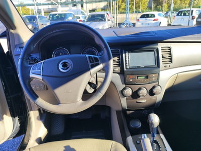 Ssangyong Korando 2.0 e-XDi 175 CV 2WD MT Classy Navi (11)