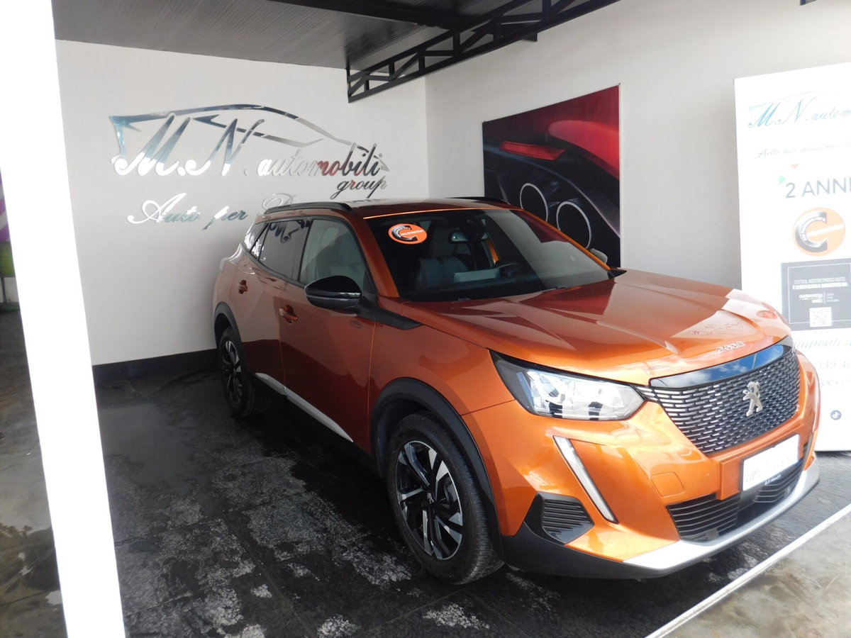 Peugeot 2008 PureTech 100 S&S Allure (3)