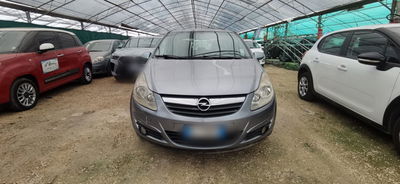 Opel Corsa 1.2 5 porte Club usata
