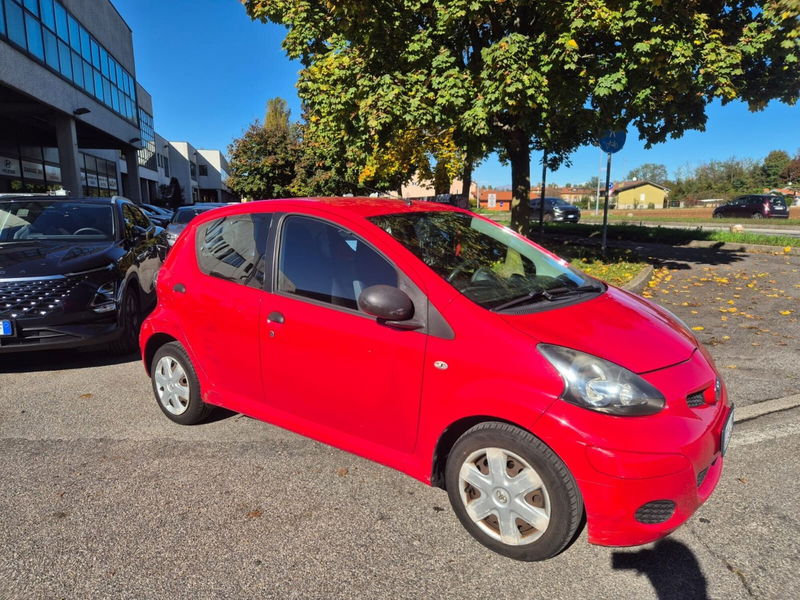 Toyota Aygo 1.0 12V VVT-i 5 porte Sol