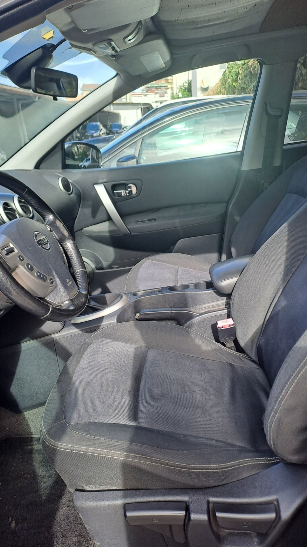 Nissan Qashqai 1.5 dCi DPF Tekna (3)