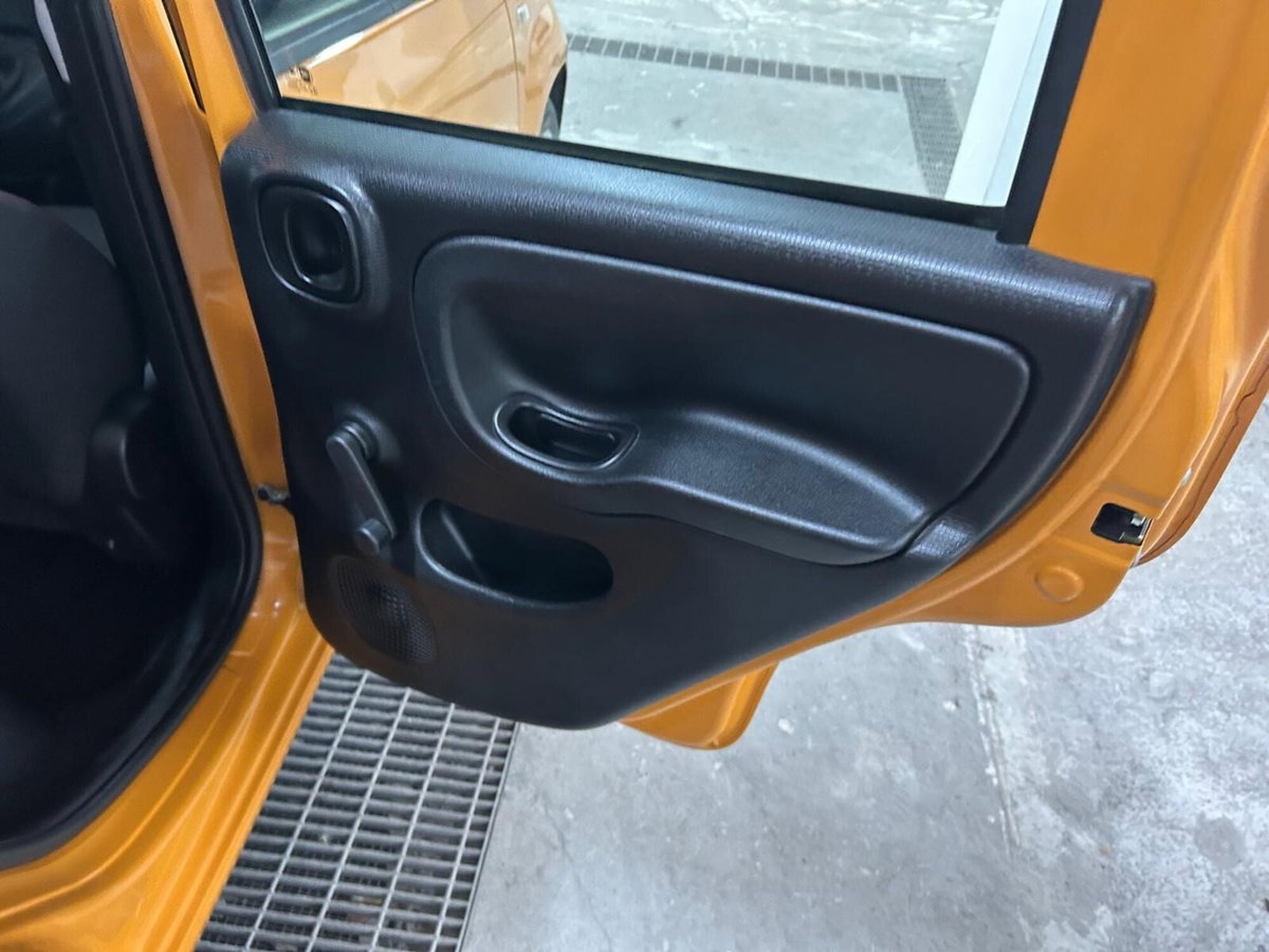 Fiat Panda 1.3 MJT 95 CV S&S Easy (20)