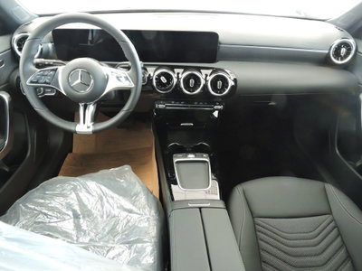 Mercedes-Benz Classe A Sedan 180 Progressive Advanced Plus auto (10)