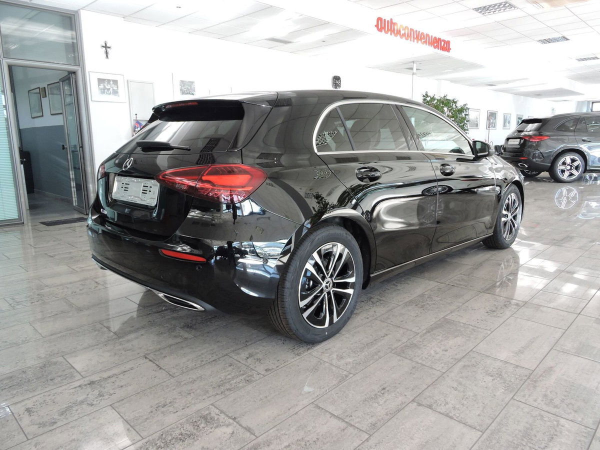 Mercedes-Benz Classe A Sedan 180 Progressive Advanced Plus auto (4)