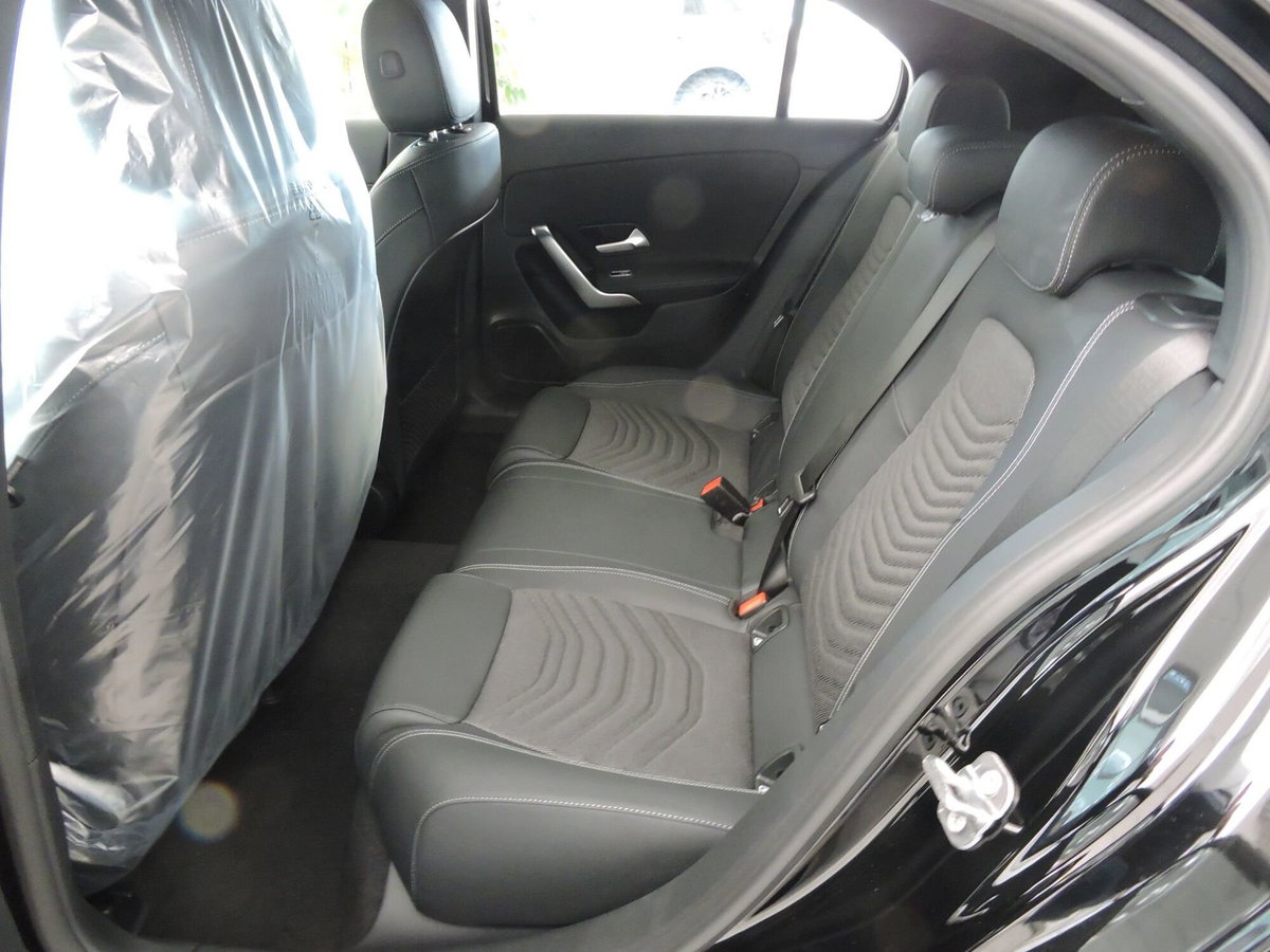 Mercedes-Benz Classe A Sedan 180 Progressive Advanced Plus auto (8)