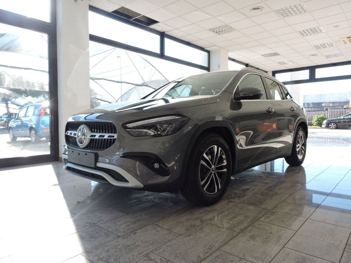 Mercedes-Benz GLA SUV 180 Advanced auto
