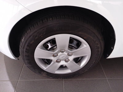 Kia Venga 1.4 CRDi 90CV Active (12)