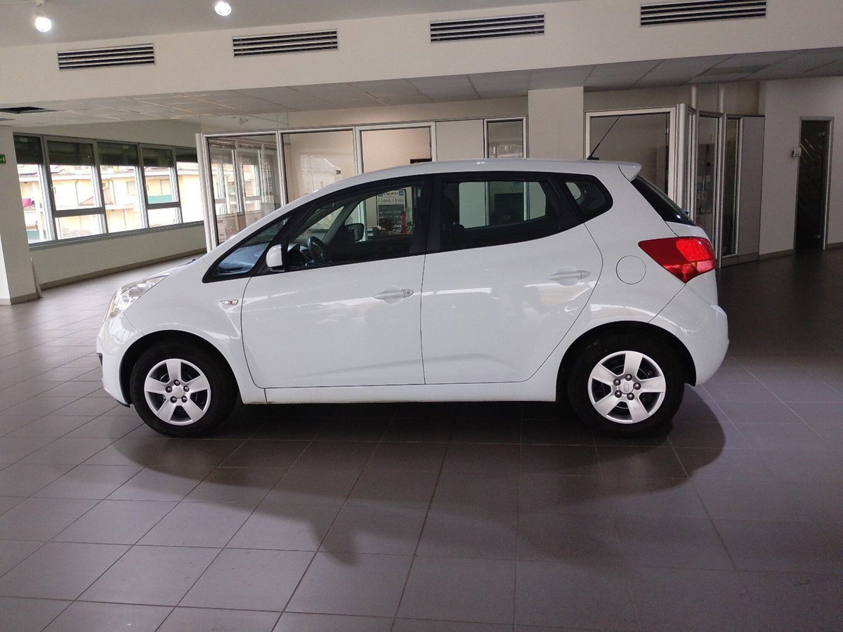 Kia Venga 1.4 CRDi 90CV Active (3)