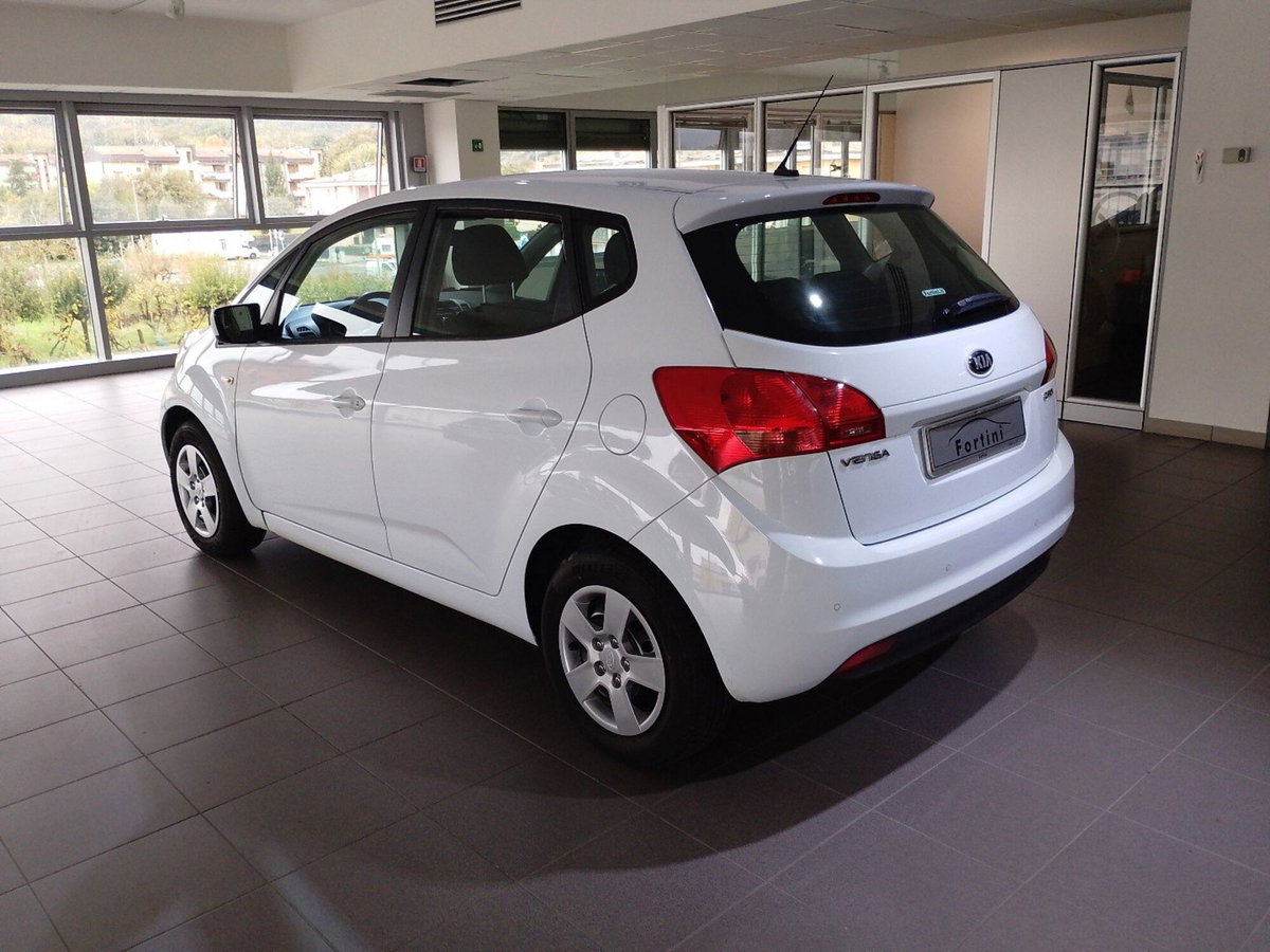 Kia Venga 1.4 CRDi 90CV Active (4)