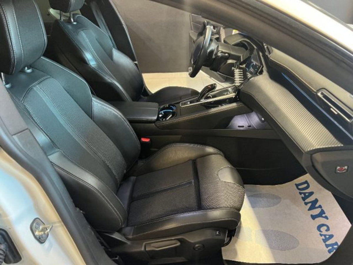 Peugeot 508 SW 1.6 phev GT 225cv e-eat8 (11)