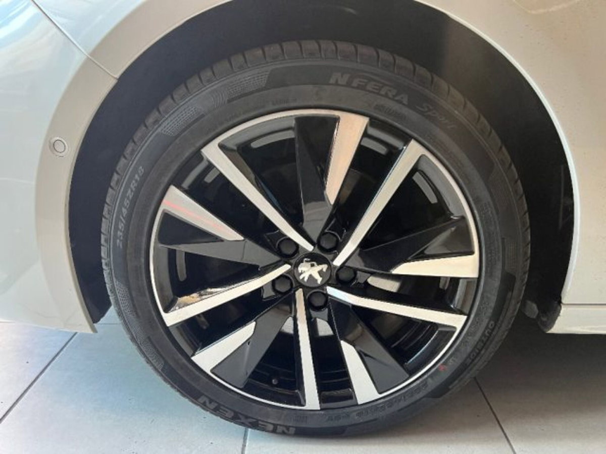 Peugeot 508 SW 1.6 phev GT 225cv e-eat8 (20)