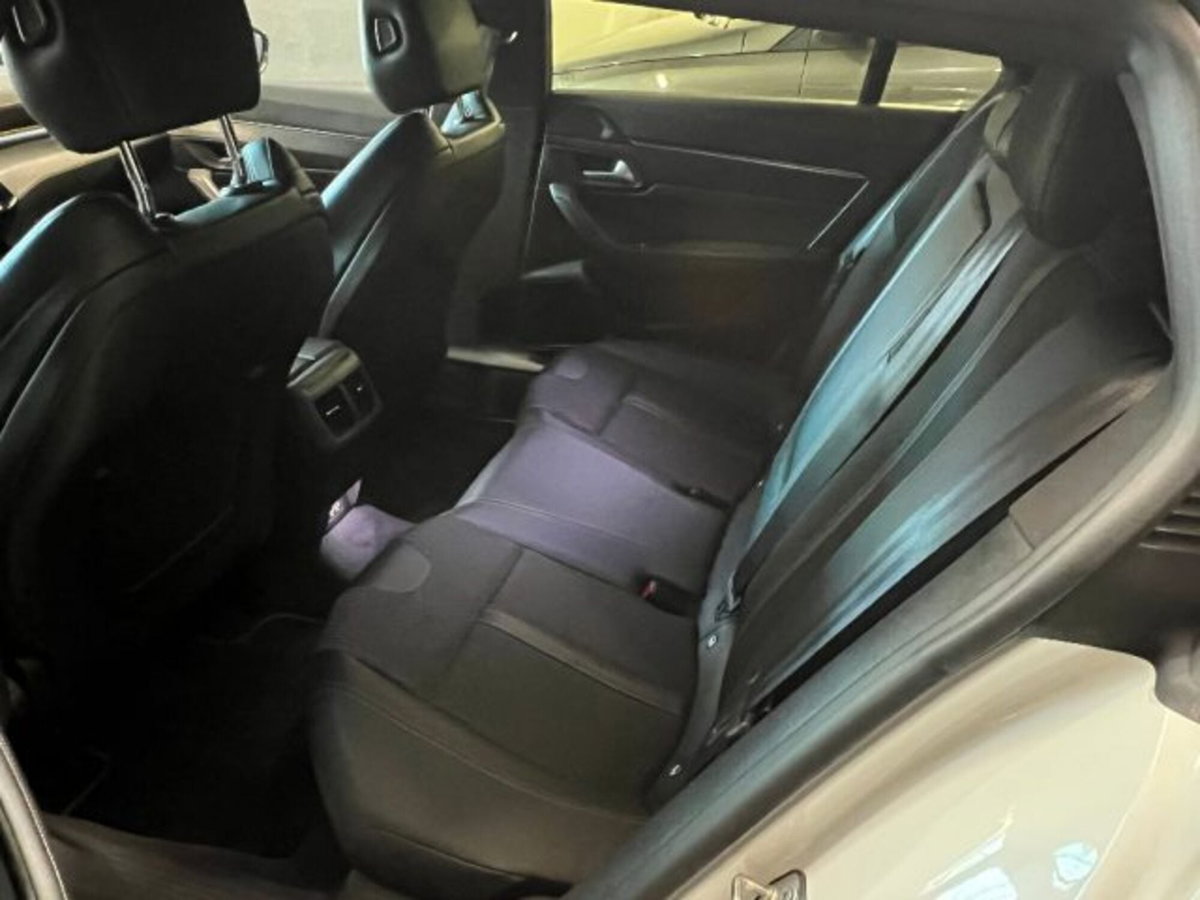 Peugeot 508 SW 1.6 phev GT 225cv e-eat8 (8)