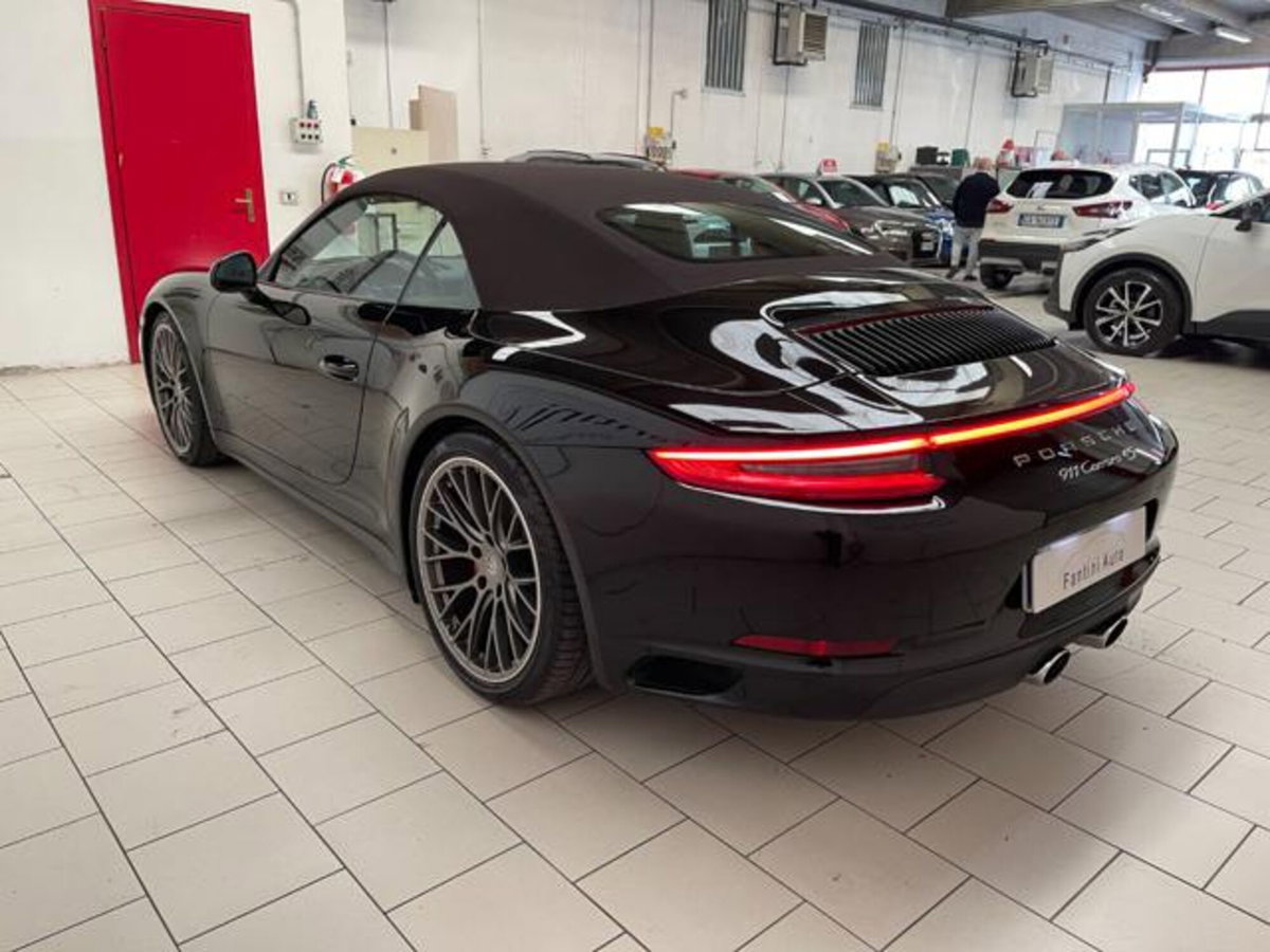 Porsche 911 Cabrio 3.0 Carrera 4S (5)