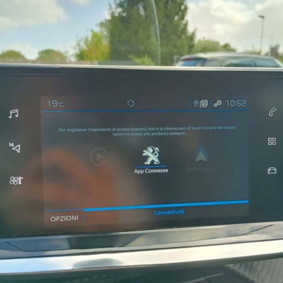 Peugeot 2008 BlueHDi 130 S&S EAT8 Allure Pack (8)