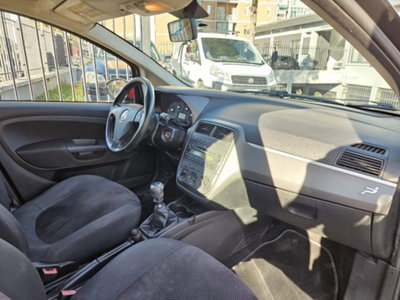 Fiat Grande Punto 1.3 MJT 90 CV 5 porte Dynamic (11)