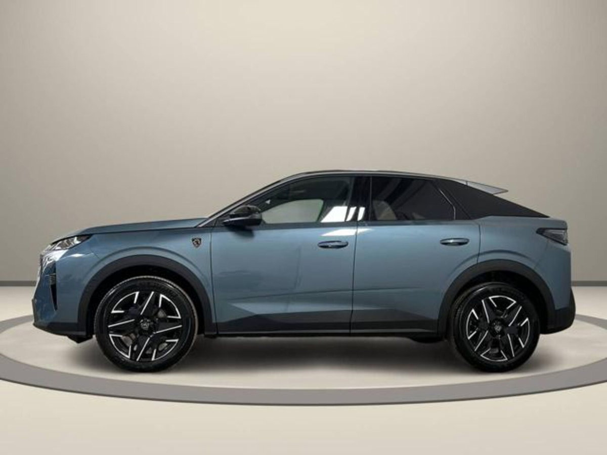 Peugeot 3008 1.2 hybrid GT Exclusive 145cv e-dcs6 (3)
