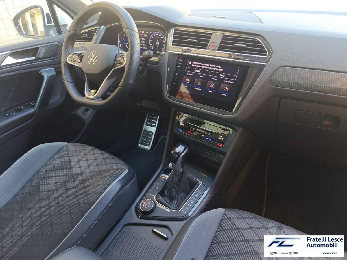 Volkswagen Tiguan 2.0 TDI 200 CV SCR DSG 4MOTION R-Line (2)