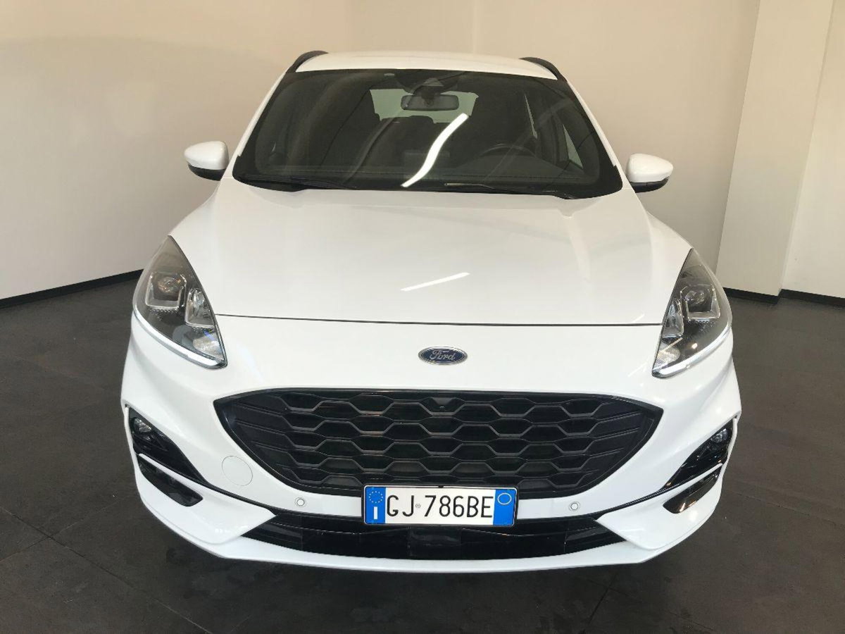 Ford Kuga 1.5 TDCI 120 CV S&S 2WD ST-Line (2)
