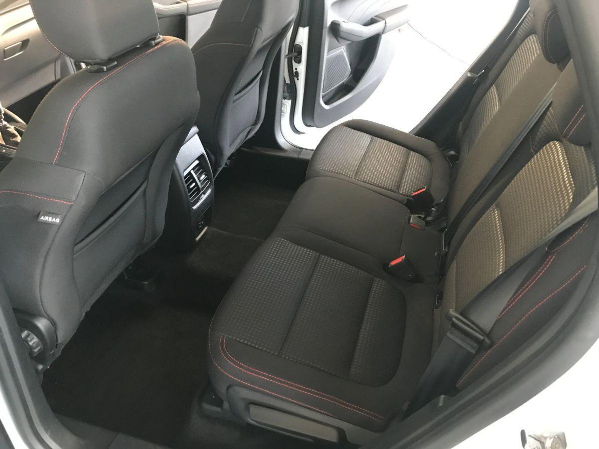 Ford Kuga 1.5 TDCI 120 CV S&S 2WD ST-Line (20)