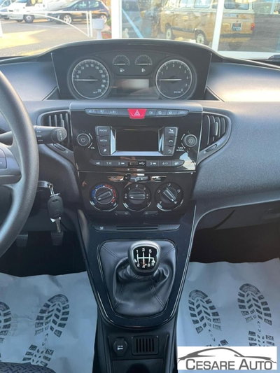 Lancia Ypsilon 1.0 FireFly 5 porte S&S Hybrid Ecochic Silver (6)