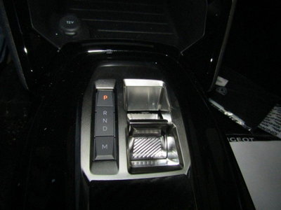 Peugeot 208 PureTech 100 Stop&Start EAT8 5 porte Allure Pack (13)