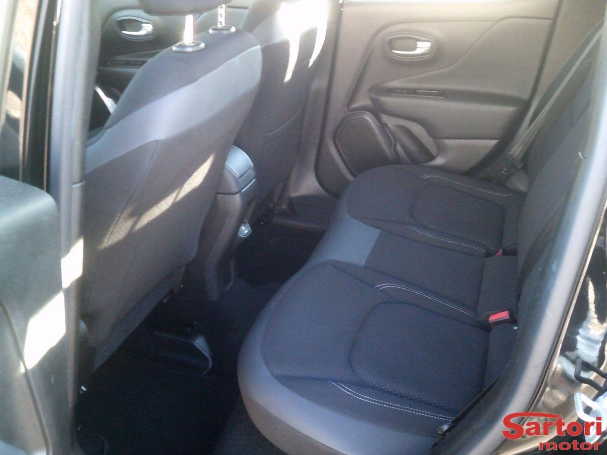 Jeep Renegade 1.0 T3 Limited (8)