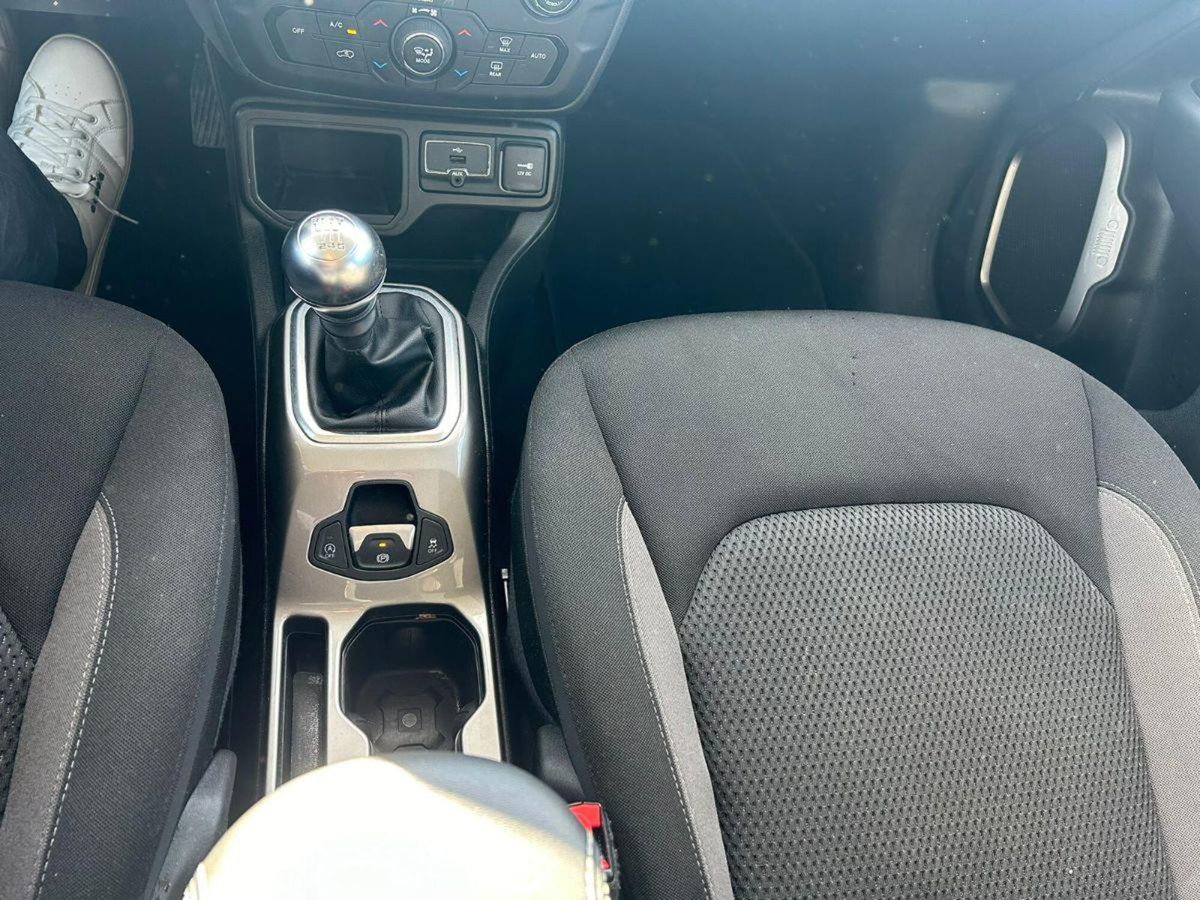 Jeep Renegade 1.0 T3 Limited (18)