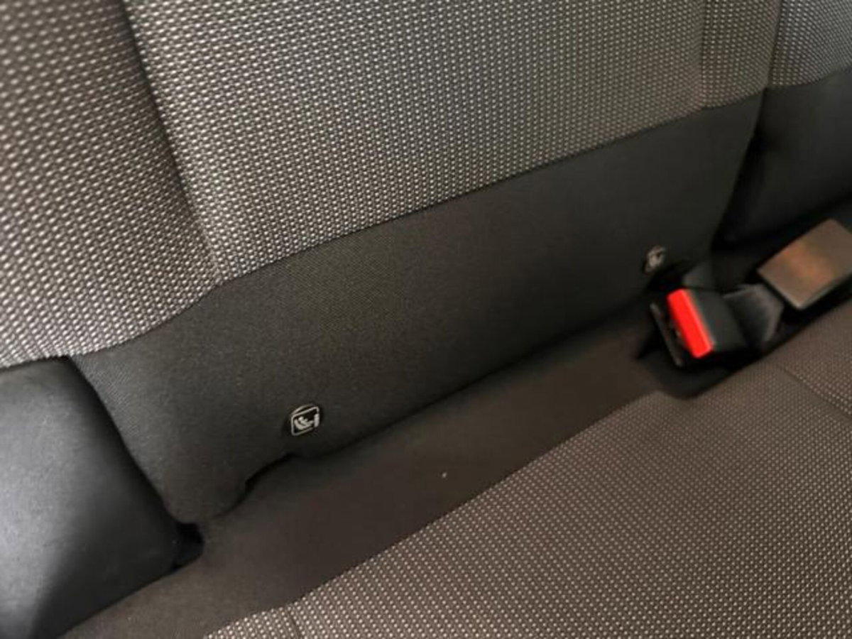 Citroen C3 Aircross BlueHDi 110 S&S Shine Pack (18)