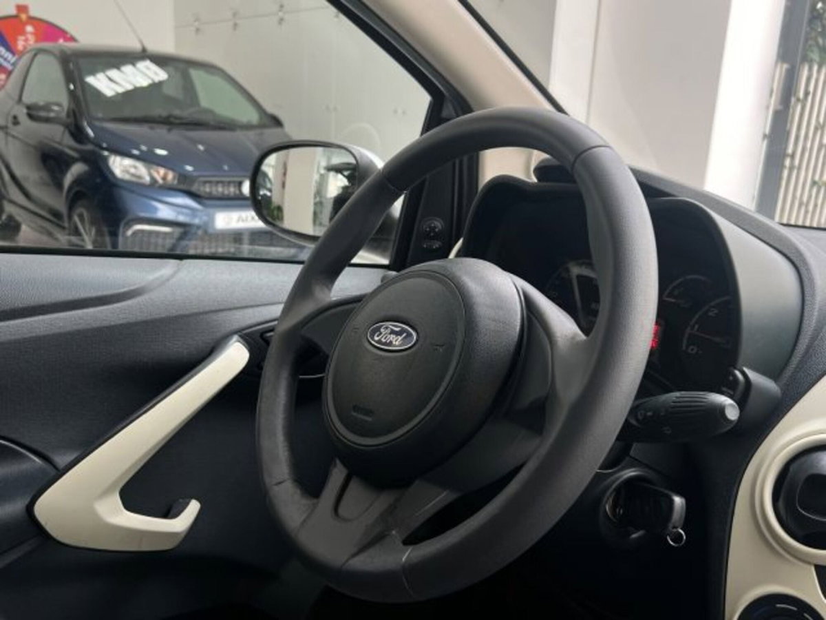 Ford Ka 1.3 TDCi 75CV cDPF (10)