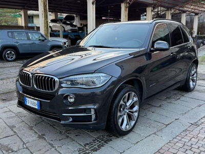 BMW X5 xDrive30d 258CV Luxury usata