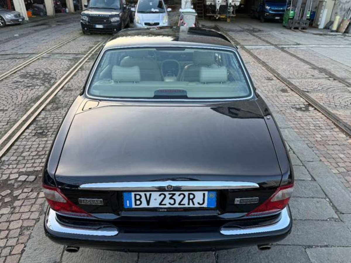 Jaguar XJ 3.2 cat Executive (7)