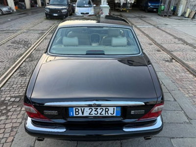 Jaguar XJ 3.2 cat Executive (7)