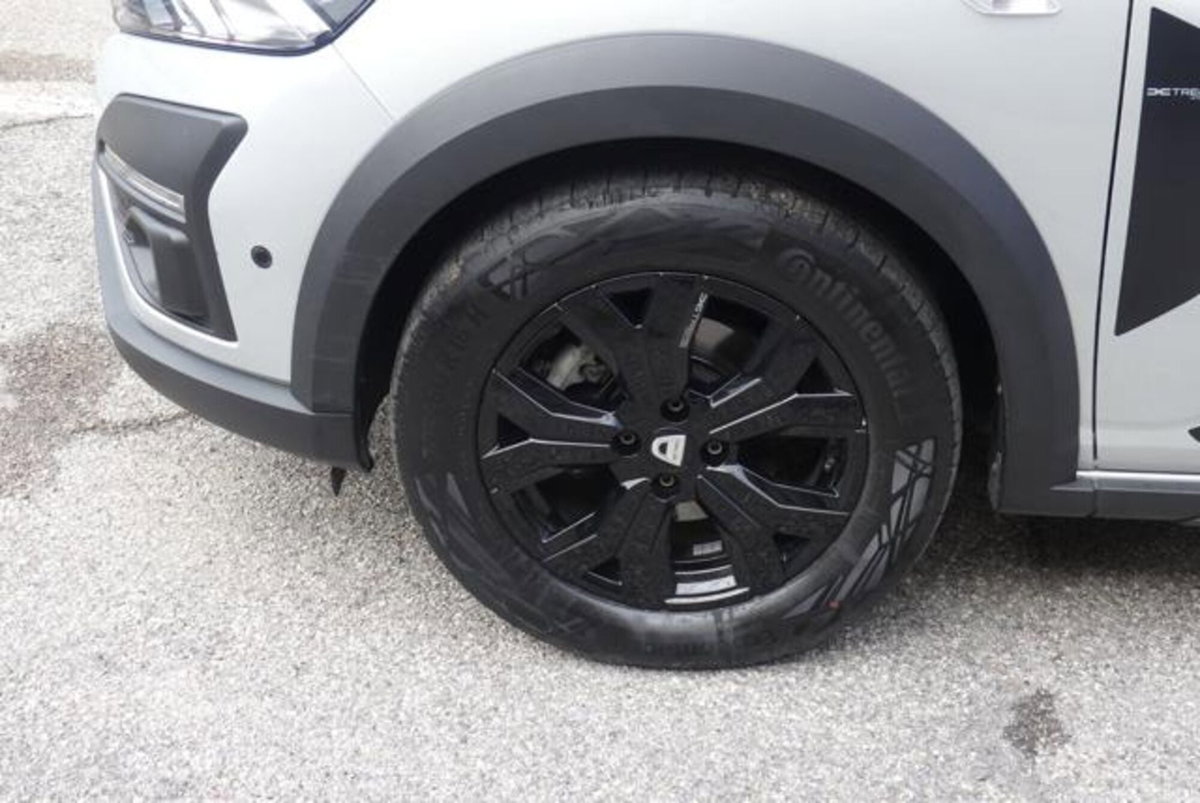 Dacia Jogger Jogger 1.0 TCe GPL 100 CV 7 posti Extreme (13)