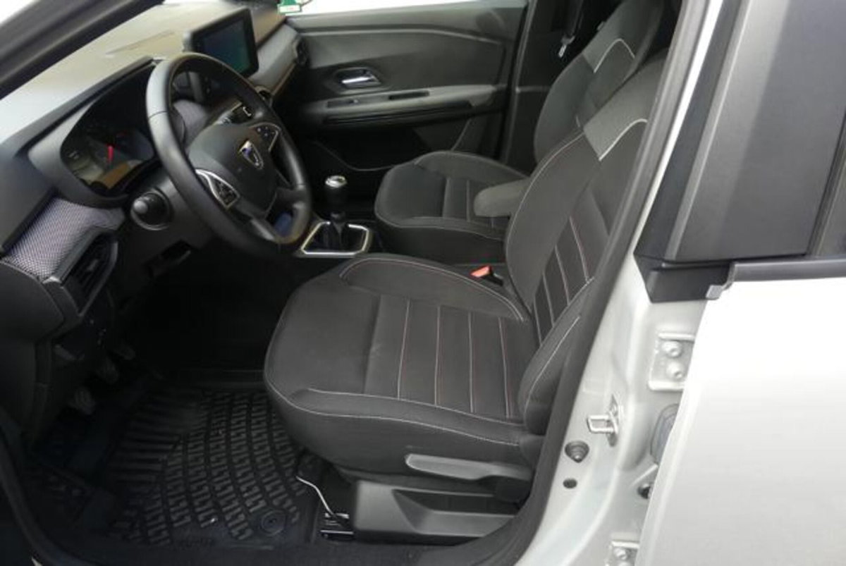 Dacia Jogger Jogger 1.0 TCe GPL 100 CV 7 posti Extreme (18)