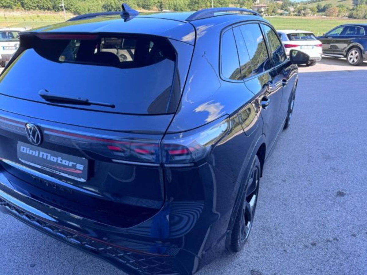 Volkswagen Tiguan 1.5 etsi R-Line 150cv dsg (5)