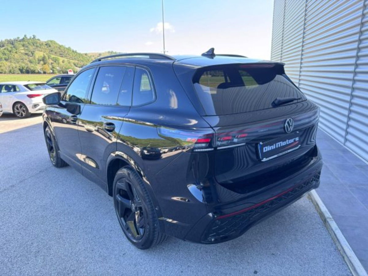 Volkswagen Tiguan 1.5 etsi R-Line 150cv dsg (7)