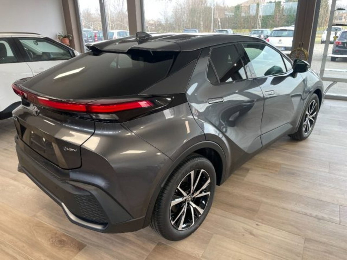 Toyota Toyota C-HR 2.0 phev Trend fwd e-cvt (4)