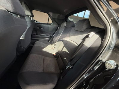 Toyota Toyota C-HR 2.0 phev Trend fwd e-cvt (7)