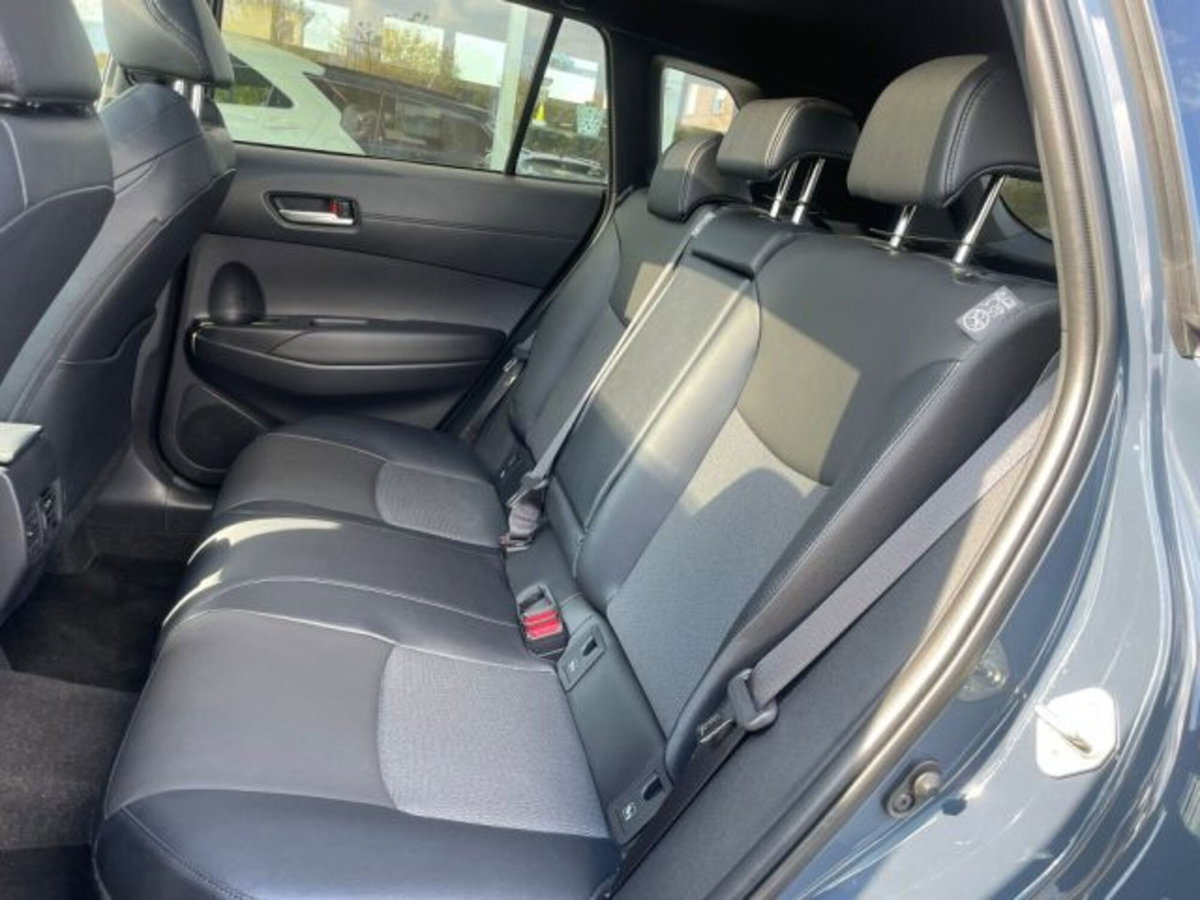 Toyota Corolla Cross 1.8h Corolla fwd 140cv e-cvt (13)