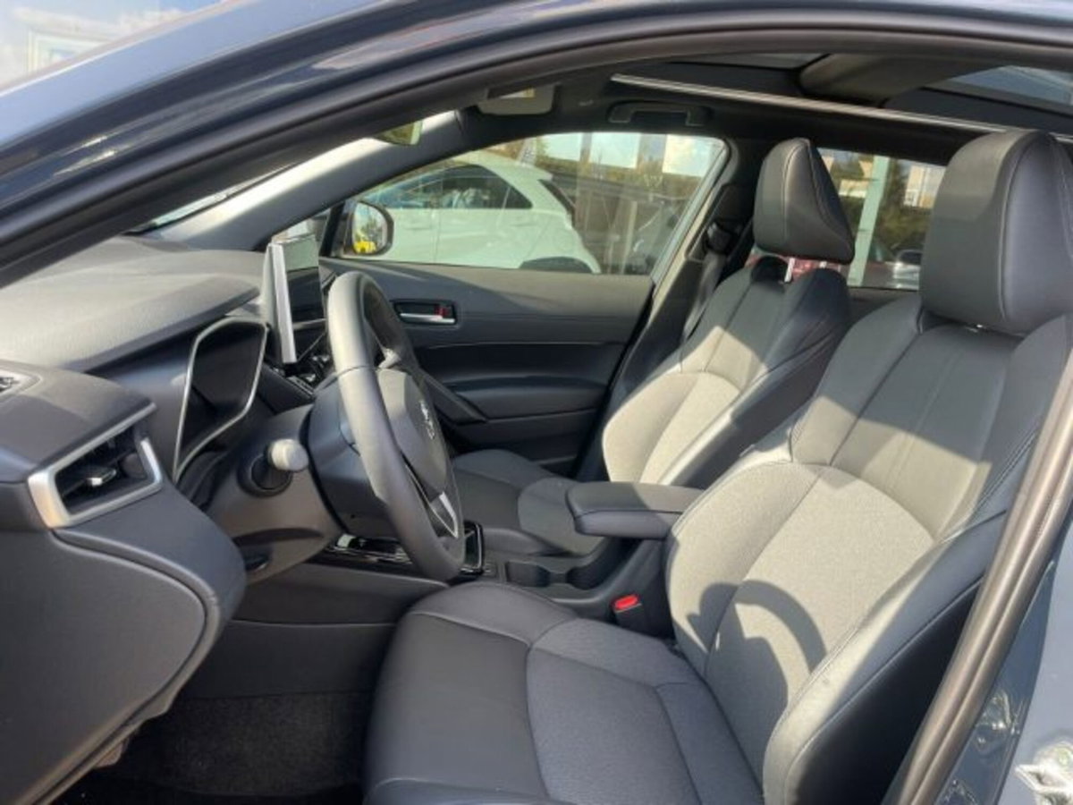 Toyota Corolla Cross 1.8h Corolla fwd 140cv e-cvt (15)
