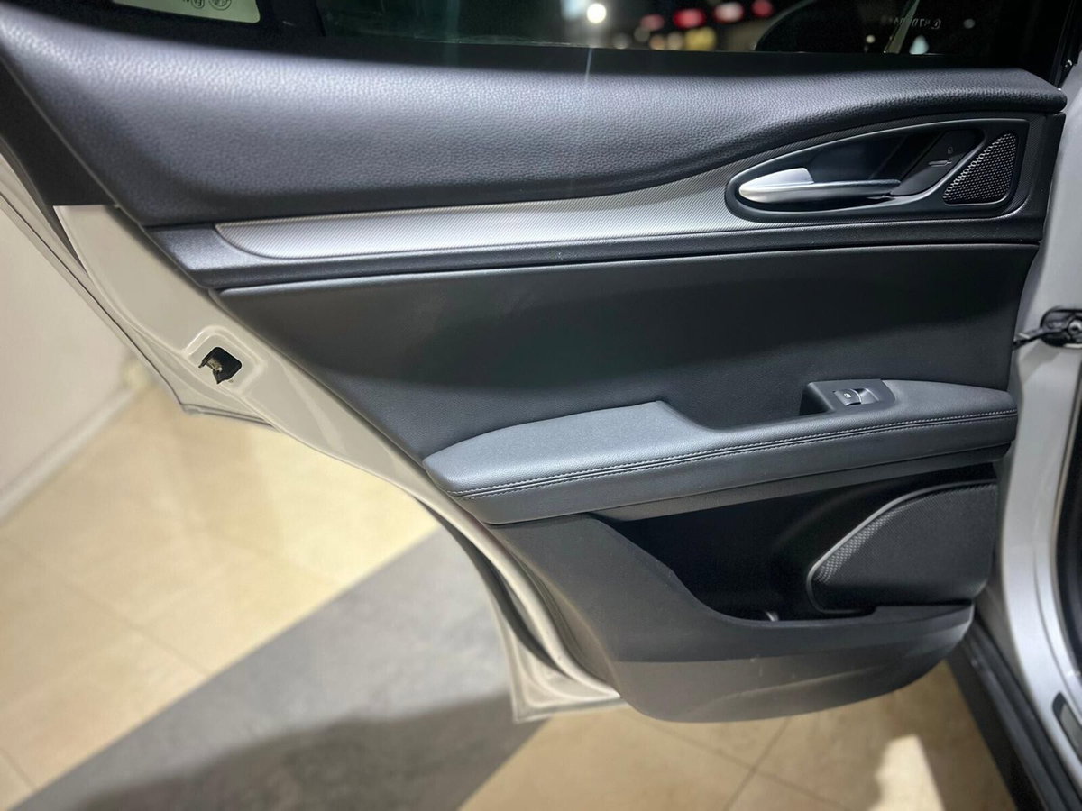 Alfa Romeo Stelvio Stelvio 2.2 Turbodiesel 190 CV AT8 Q4 Sprint (17)