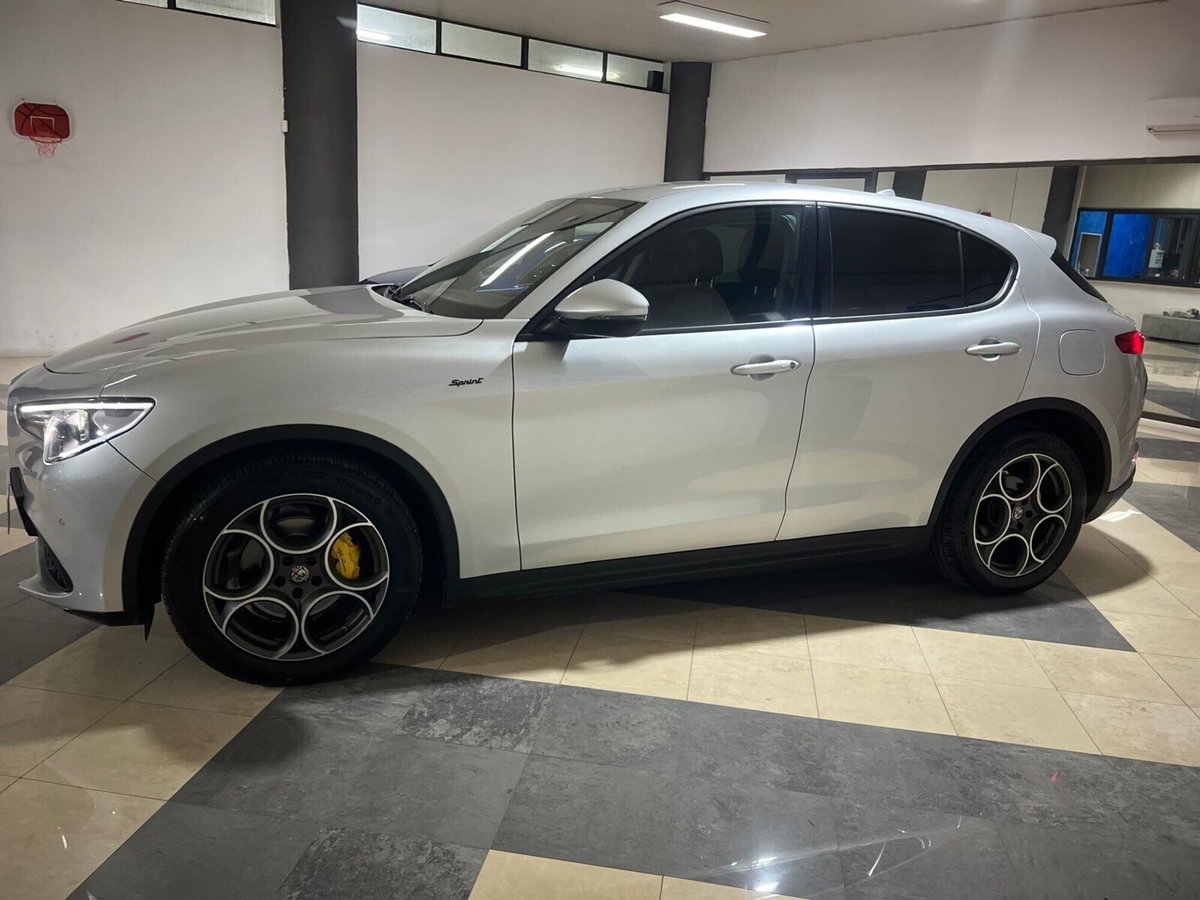 Alfa Romeo Stelvio Stelvio 2.2 Turbodiesel 190 CV AT8 Q4 Sprint (3)