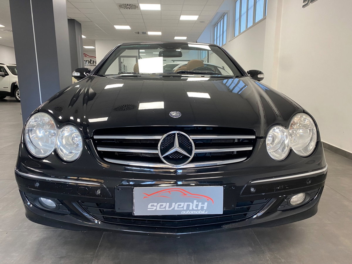 Mercedes-Benz CLK 200 Kompr. cat Cabrio Avantgarde (2)