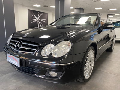 Mercedes-Benz CLK 200 Kompr. cat Cabrio Avantgarde (3)