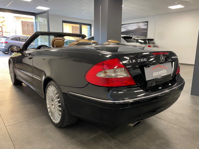 Mercedes-Benz CLK 200 Kompr. cat Cabrio Avantgarde (4)
