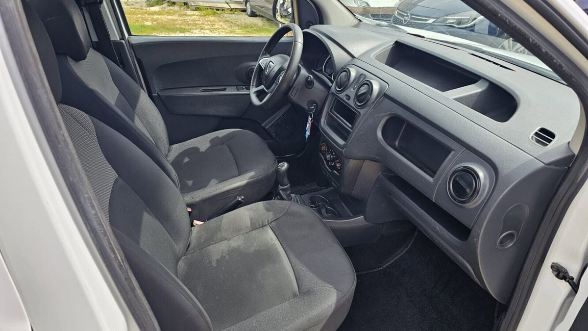 Dacia Dokker 1.5 dCi 8V 90CV Start&Stop Essential (10)