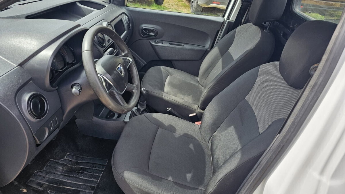 Dacia Dokker 1.5 dCi 8V 90CV Start&Stop Essential (4)