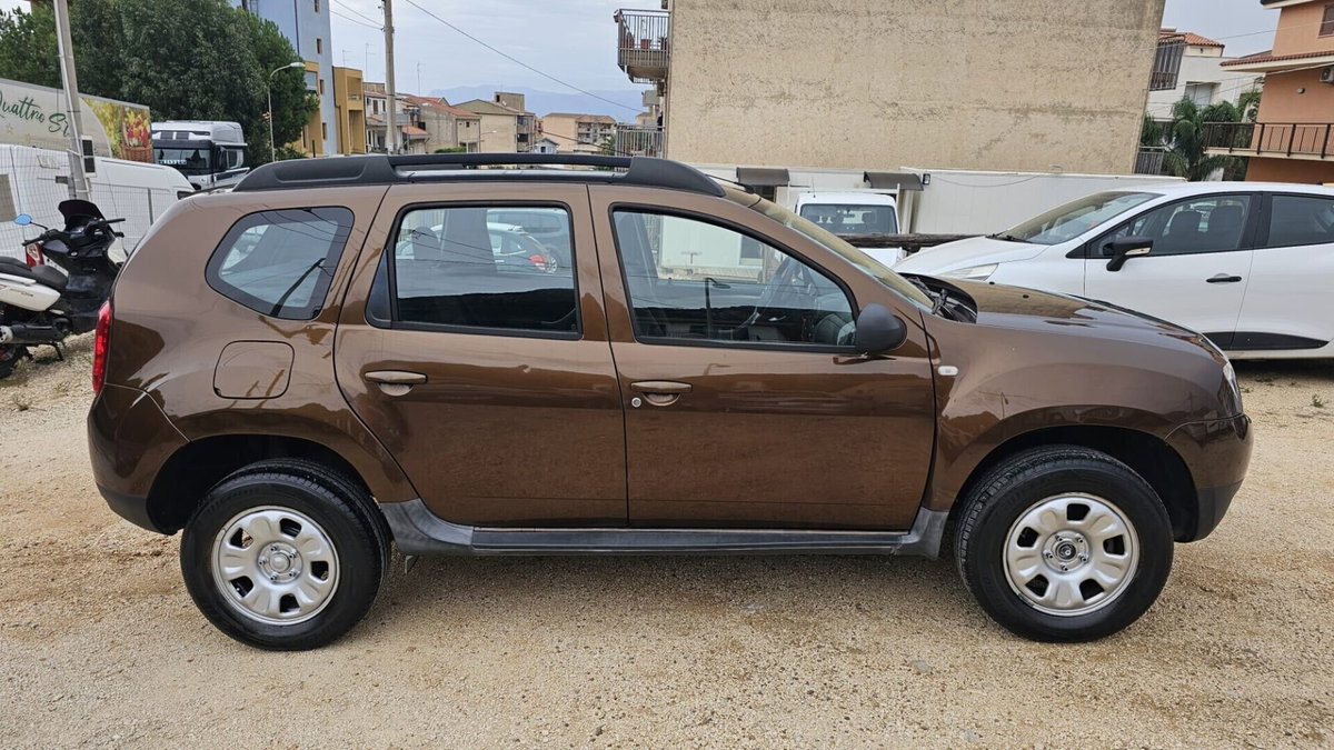 Dacia Duster 1.5 dCi 110CV 4x2 Lauréate N1 (3)