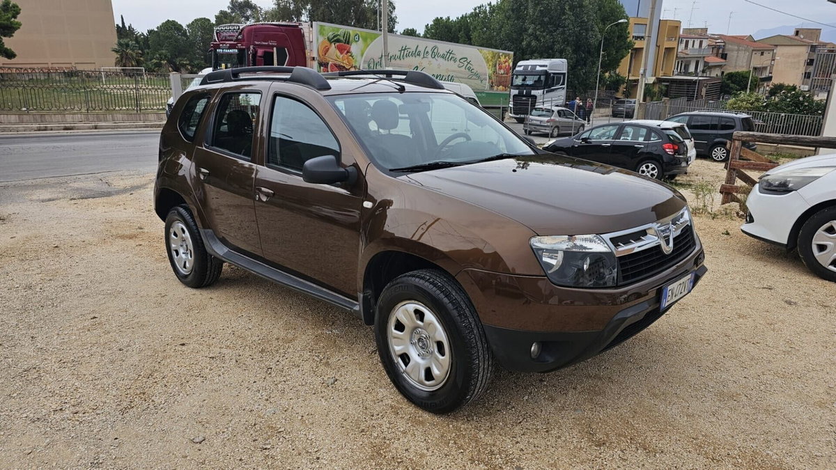 Dacia Duster 1.5 dCi 110CV 4x2 Lauréate N1 (5)